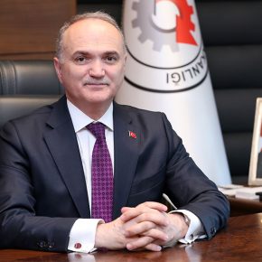 Faruk özlü makamında