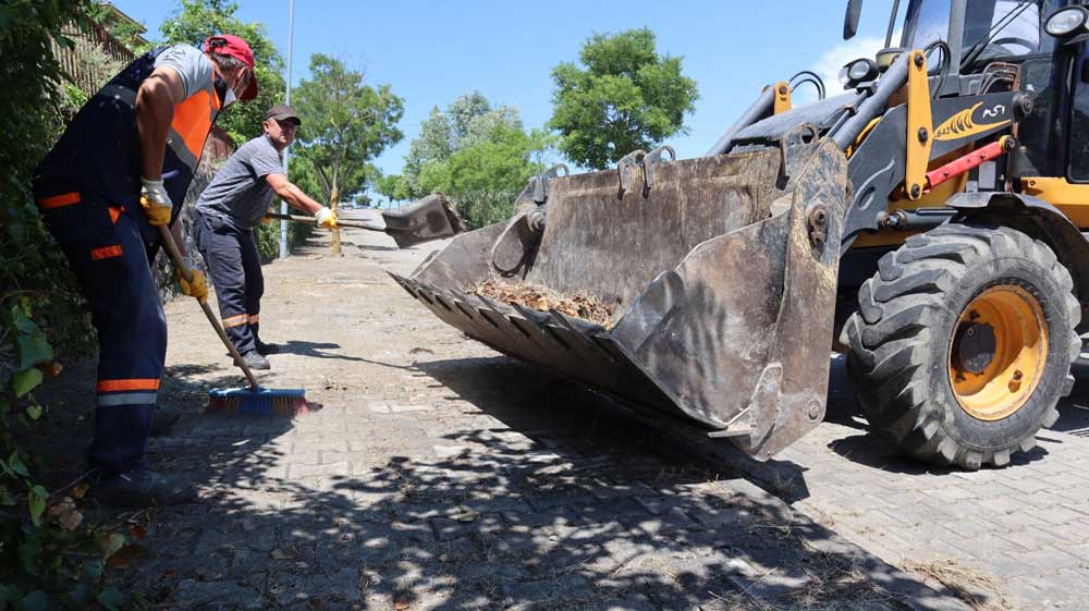 Esentepe'de Köşe Bucak Temizlik Hareketi